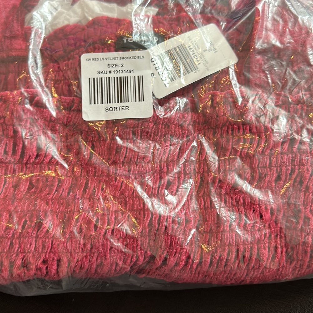 Blouse - Picture 3 of 3